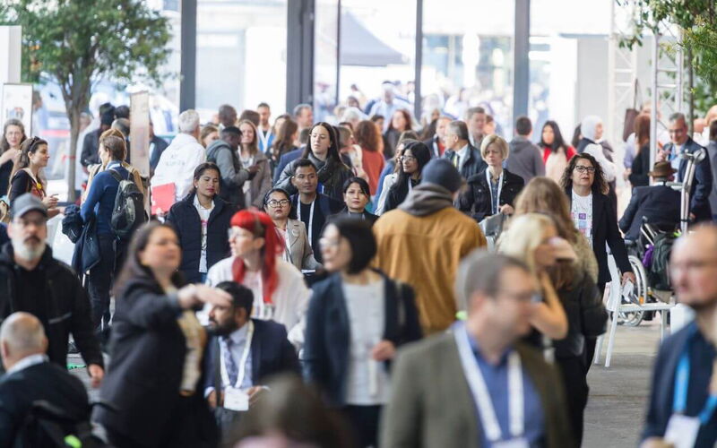 Menschen auf dem Global Disability Summit 2025