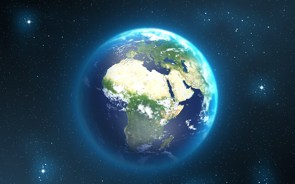 Der Planet Erde mit Fokus auf Afrika leuchtet im Weltraum, umgeben von funkelnden Sternen.